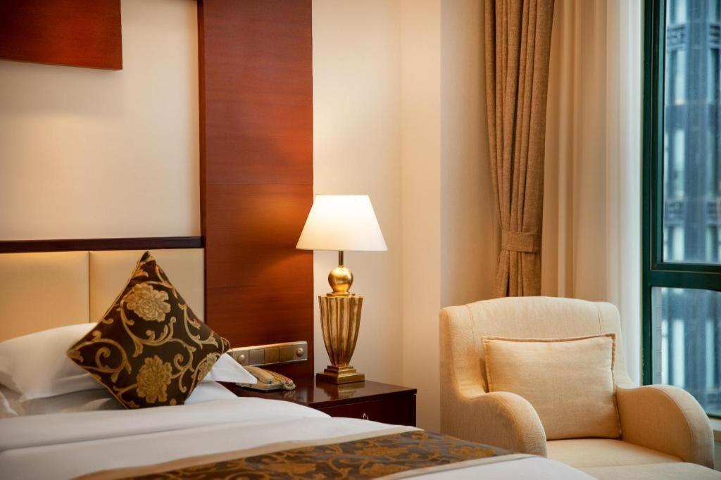 Jinrong International Hotel Шанхай Экстерьер фото