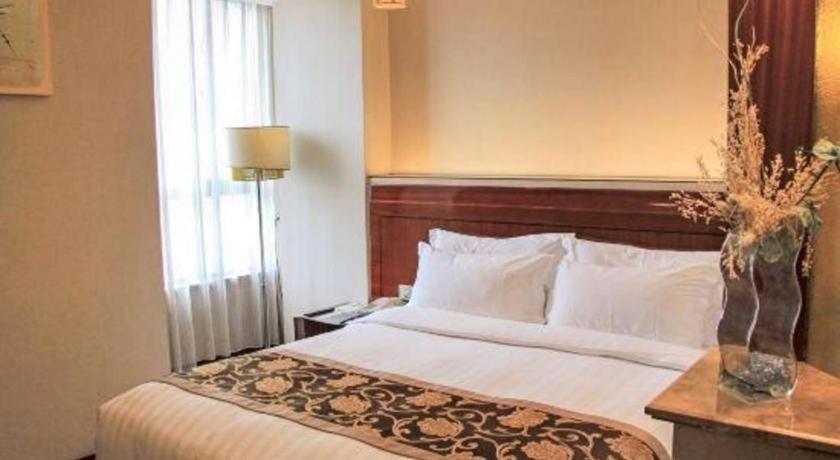 Jinrong International Hotel Шанхай Экстерьер фото
