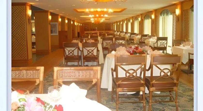 Jinrong International Hotel Шанхай Экстерьер фото