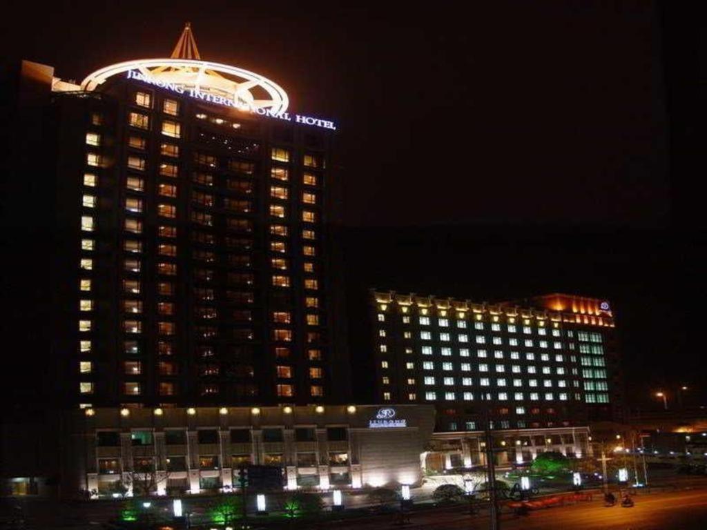 Jinrong International Hotel Шанхай Экстерьер фото